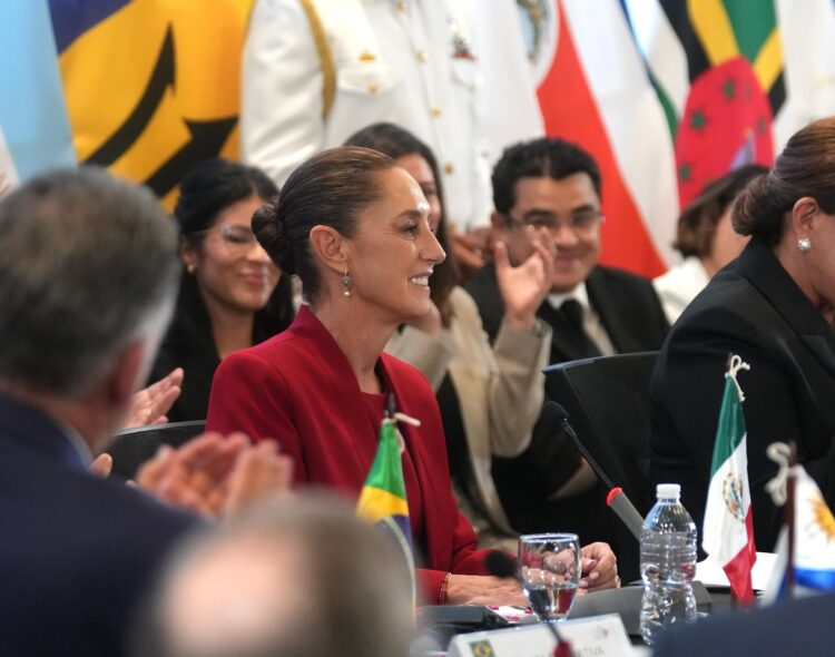 Presidenta Sheinbaum plantea una cumbre por el bienestar económico de América Latina