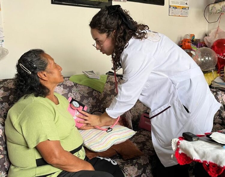 Salud Casa por Casa supera su primer millón de visitas domiciliarias