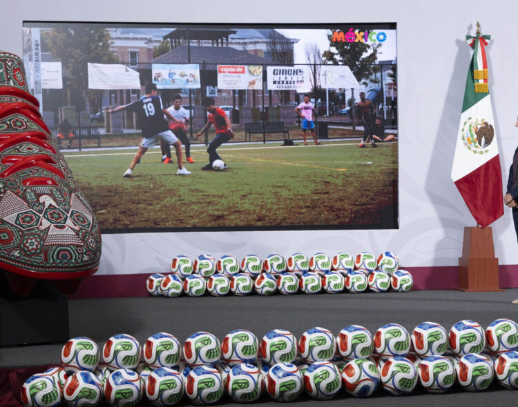 Jóvenes Construyendo el Futuro se suma a México 2026 con "Jóvenes Embajadores en el Mundial"