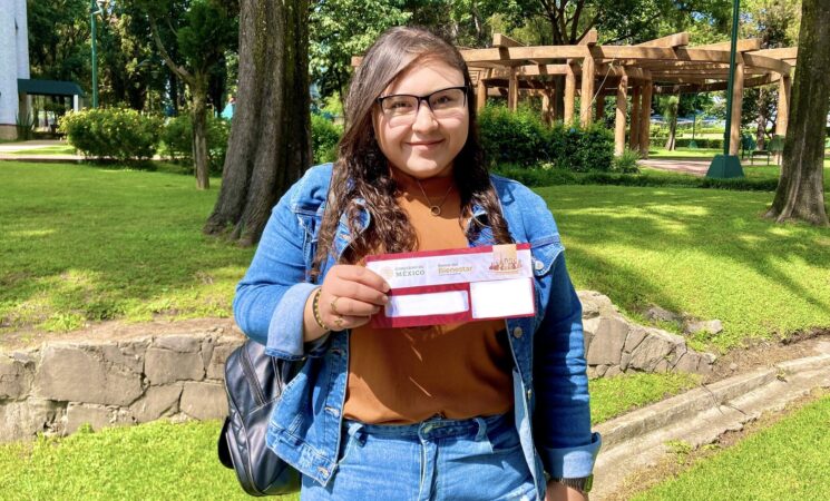 ¿Recibes alguna de las Becas Benito Juárez? Este mes comienza la dispersión de pagos