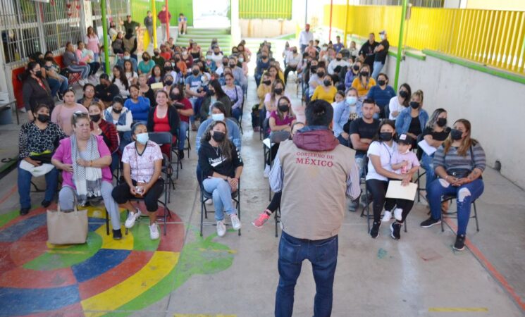 Así funcionan los comités escolares del programa La Escuela es Nuestra