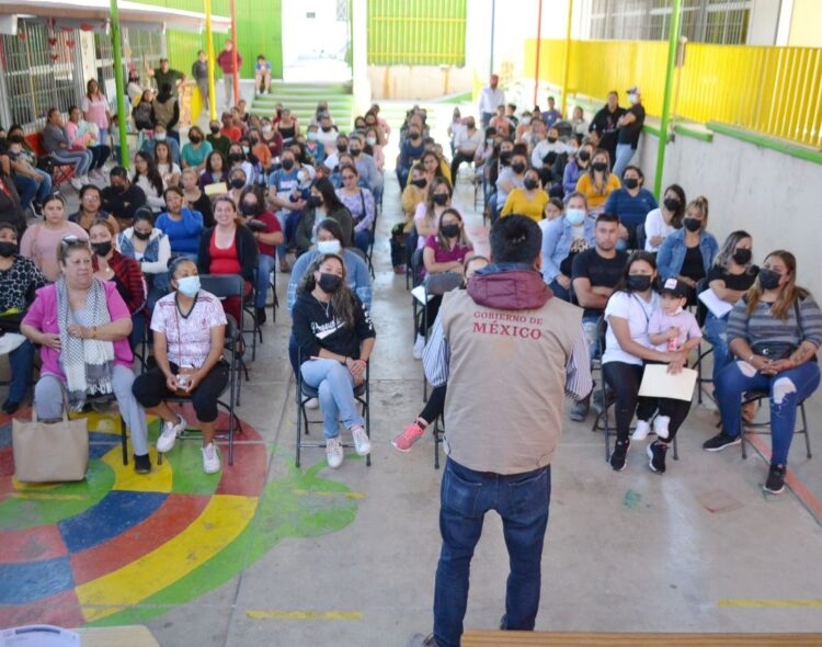 Así funcionan los comités escolares del programa La Escuela es Nuestra