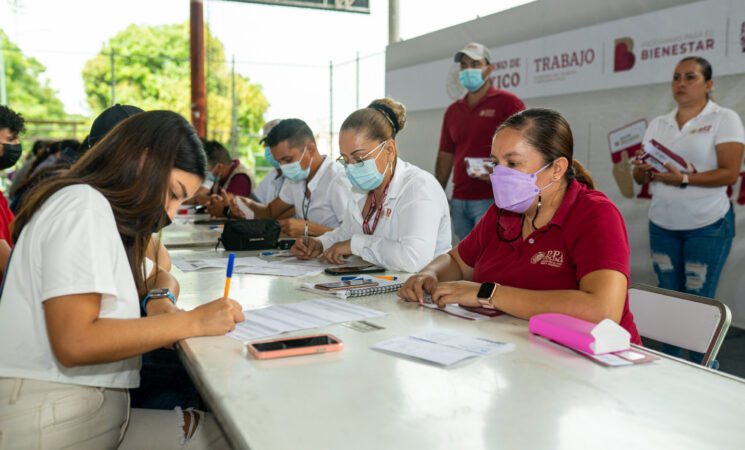 Jóvenes Construyendo el Futuro: ¿en qué consiste ser aprendiz?