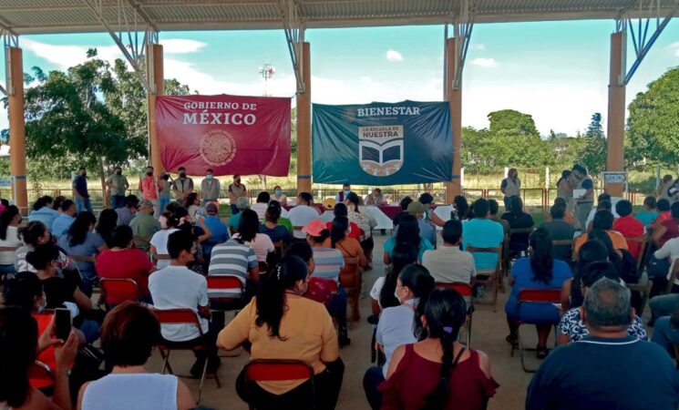 ¿Cómo ejercer el recurso del programa La Escuela Es Nuestra para el servicio de alimentación?