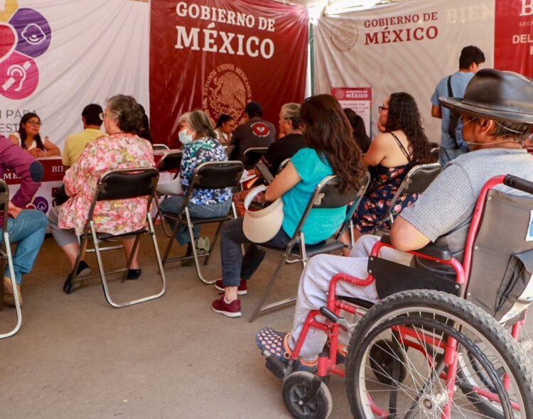 Pensión para personas con discapacidad llega a casi 1.5 millones de derechohabientes