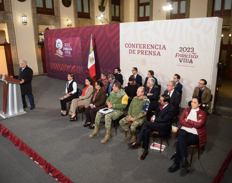 Plan de apoyo a Acapulco y Coyuca de Benítez contempla a jóvenes y estudiantes