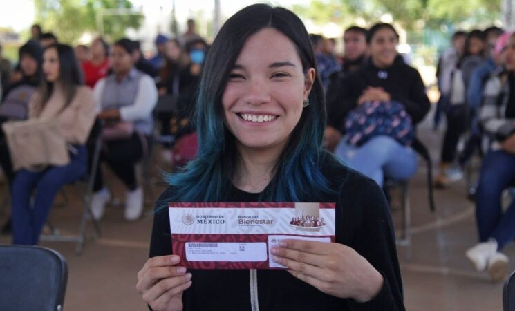 Con el aumento al salario mínimo, aprendices de Jóvenes Construyendo el Futuro recibirán 7 mil 572 pesos mensuales