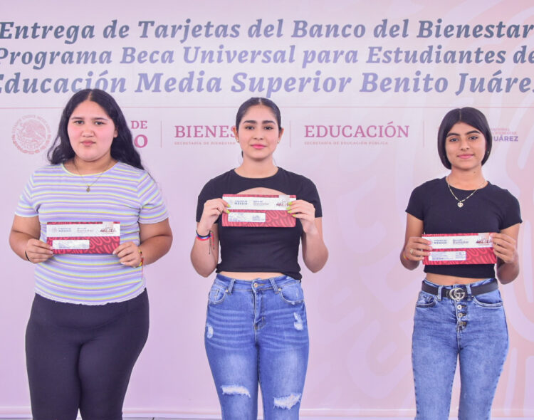 Becas Benito Juárez reinician en agosto entrega de tarjetas del Banco del Bienestar