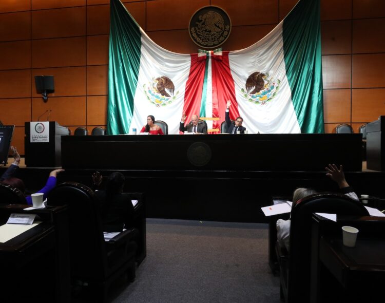 Jóvenes Construyendo el Futuro avanza en el Congreso para ser plasmado en la Constitución