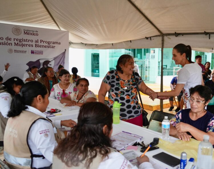 Suman más de 766 mil mujeres registradas para nueva pensión y 869 mil para Salud Casa por Casa