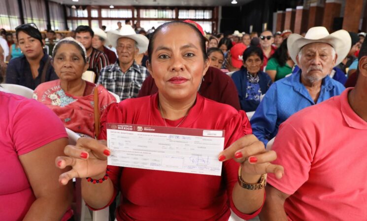 Mejoramiento de Vivienda para el Bienestar beneficia a 4,900 familias en municipios del Corredor Interoceánico