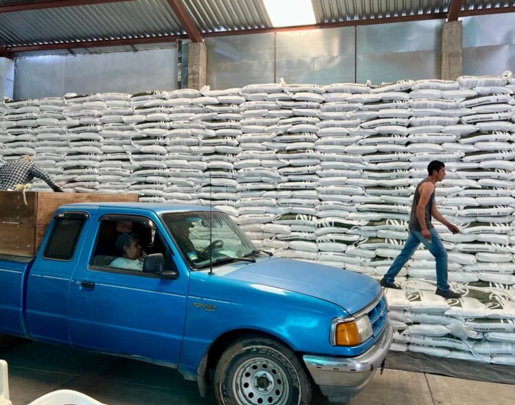 Fertilizantes para el Bienestar inicia entregas en Baja California; llega a las 32 entidades del país