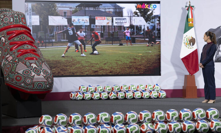 Jóvenes Construyendo el Futuro se suma a México 2026 con "Jóvenes Embajadores en el Mundial"