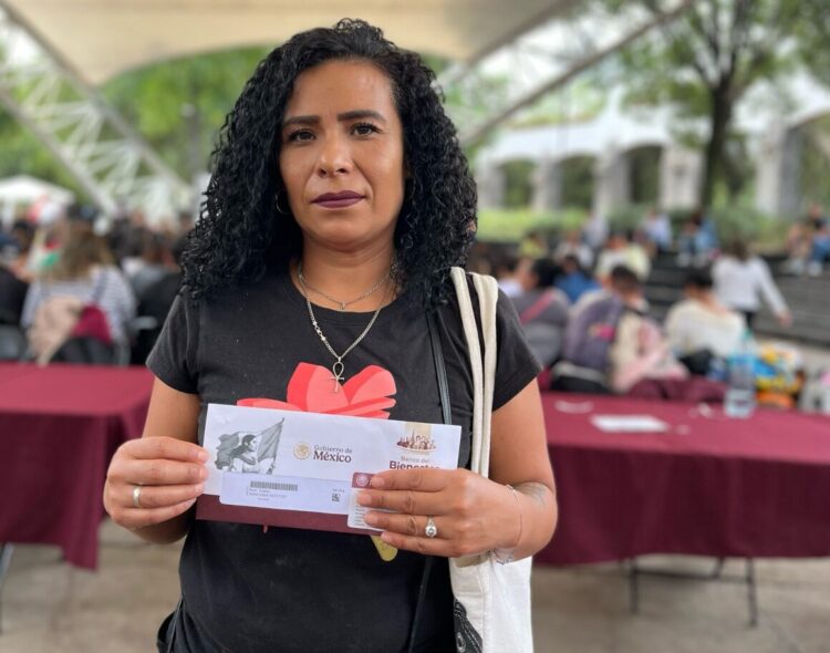 Beca Rita Cetina: lo que debes verificar al recibir tu tarjeta del Banco del Bienestar