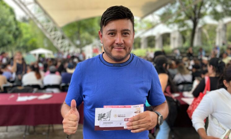 Arranca el pago de 2 mil 500 pesos de la Beca Rita Cetina para primaria